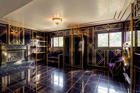 Basement family room — Art Deco