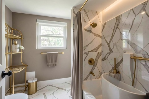 Bathroom — Contemporary Luxe