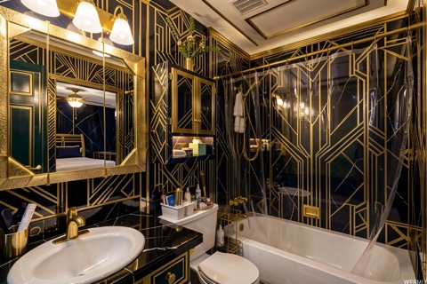 Main bathroom — Art Deco