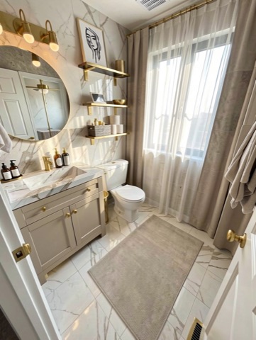 Bathroom (shelves) — Contemporary Luxe