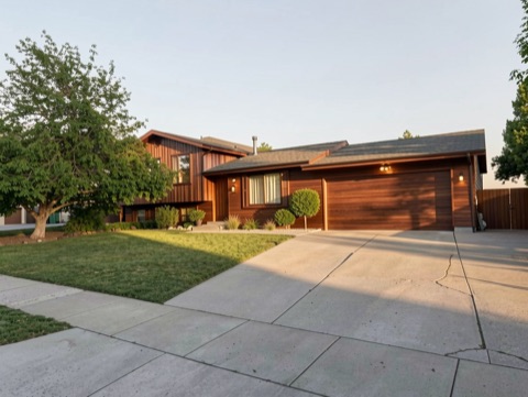 Front (street view) — Mid-Century Modern