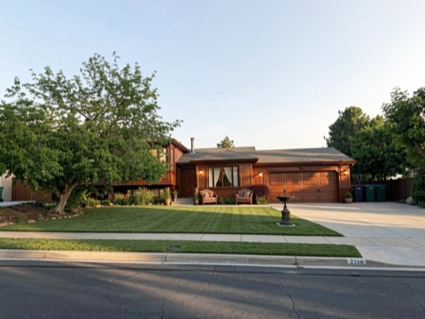 Front / street view — Traditional Elegant