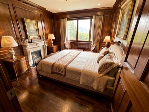 Green bedroom (view) — Traditional Elegant