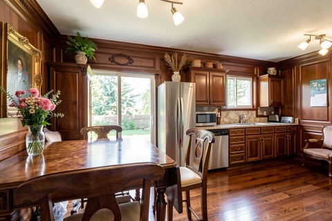 Kitchen & dining — Traditional Elegant