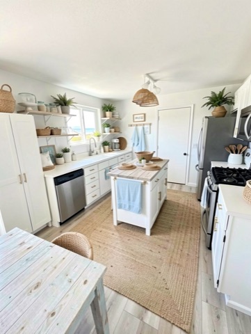 Kitchen (staged) — Coastal
