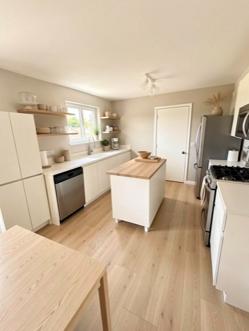 Kitchen (staged) — Warm Minimalist
