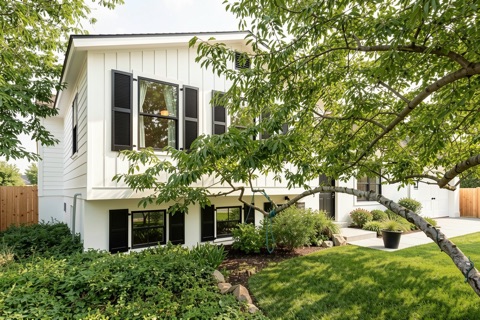 Side of house — Modern Farmhouse