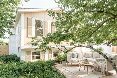 Side of house — Scandinavian